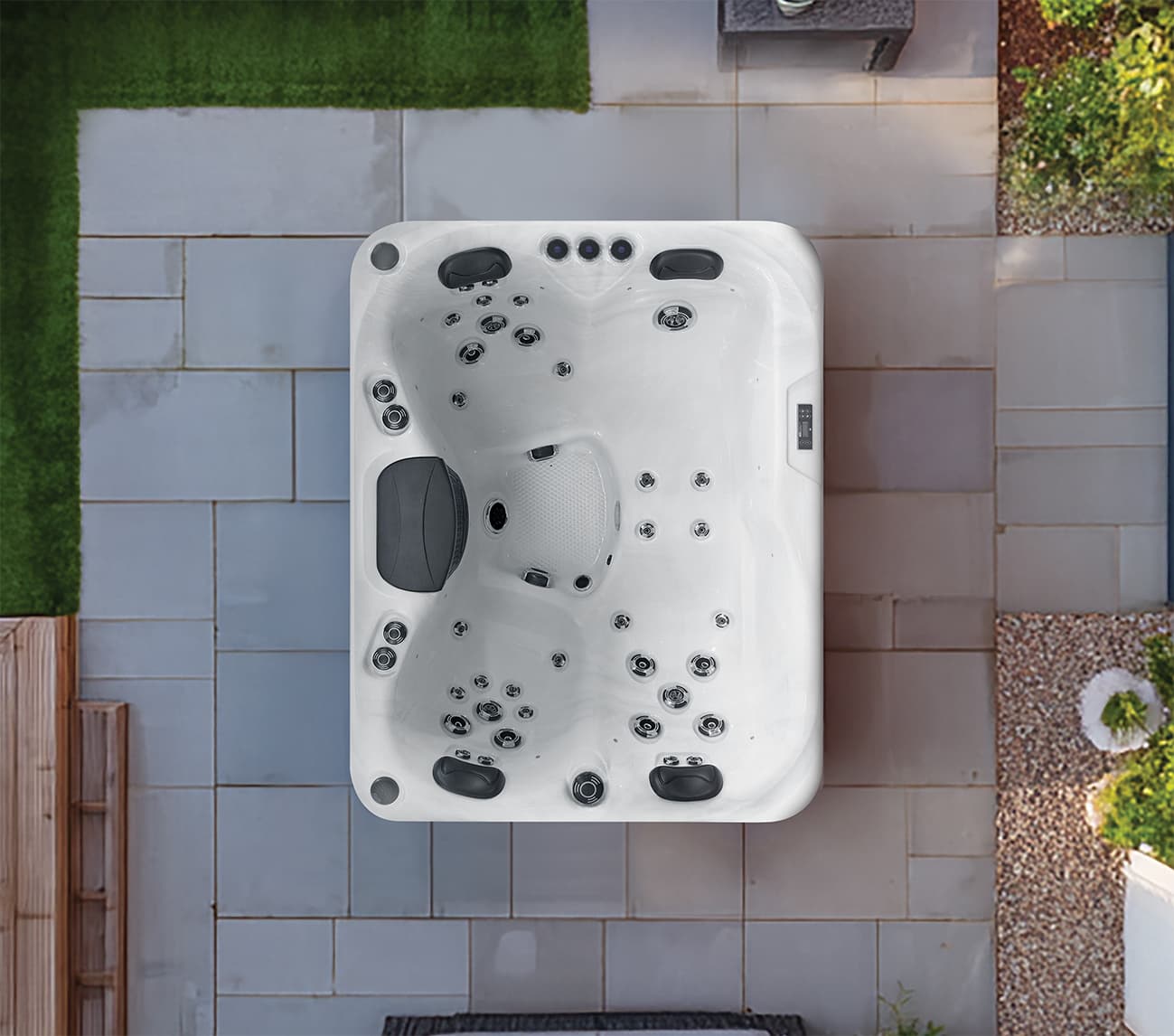 Tahiti hot tub by Platinum Spas
