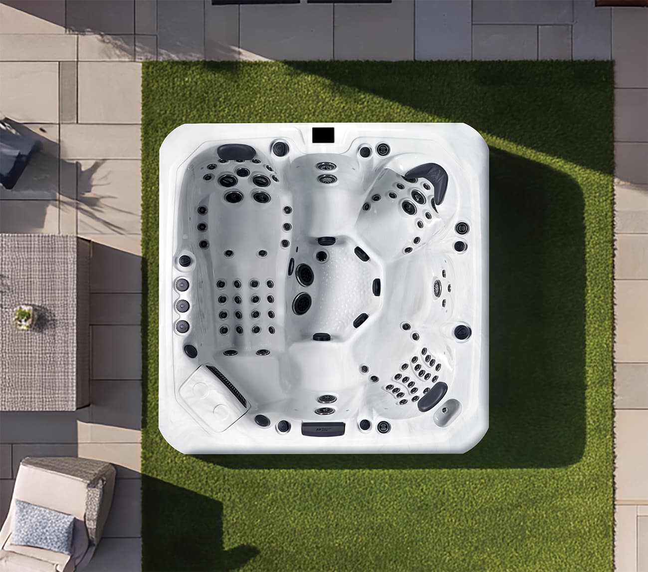 Tokyo hot tub by Platinum Spas