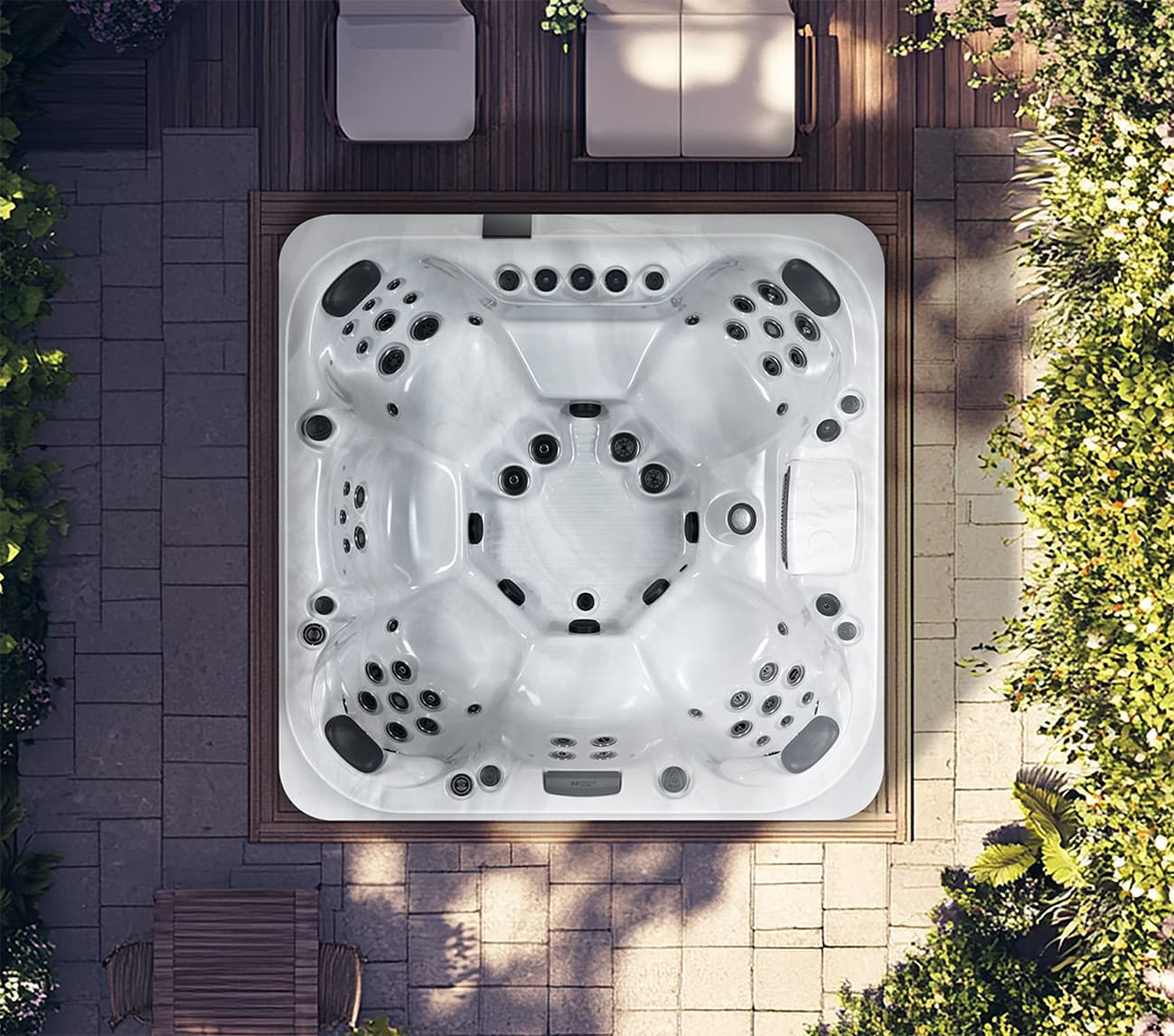 Palermo hot tub by Platinum Spas