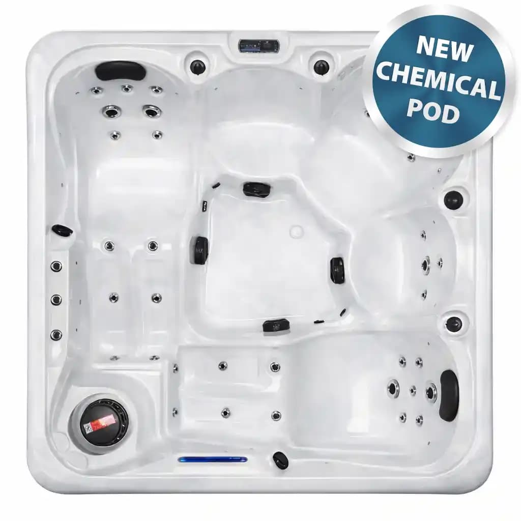 Hampton Bay II hot tub by Blue Whale Spa